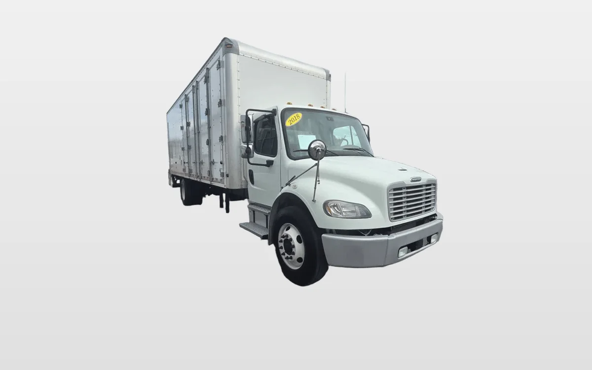 2018 Freightliner M2 106 - image 1