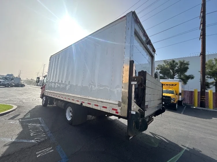 2019 Isuzu NQR - image 6