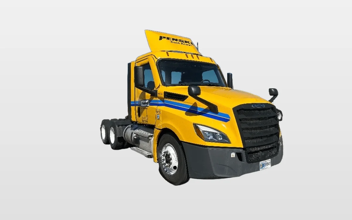 2022 Freightliner Cascadia - image 1