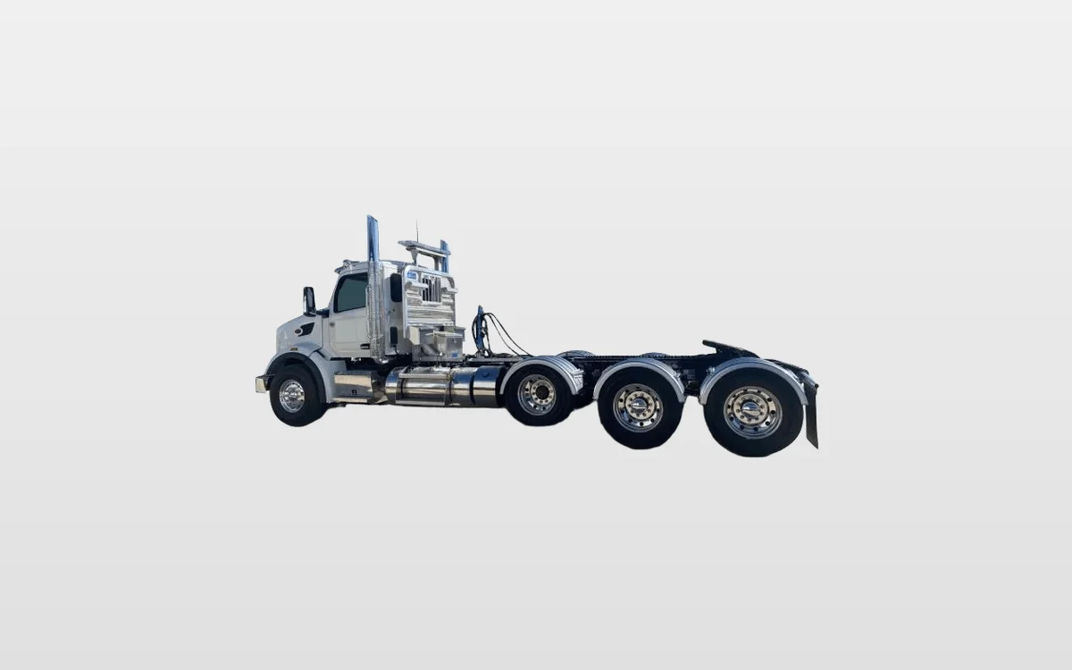 2026 Peterbilt 567 - image 1