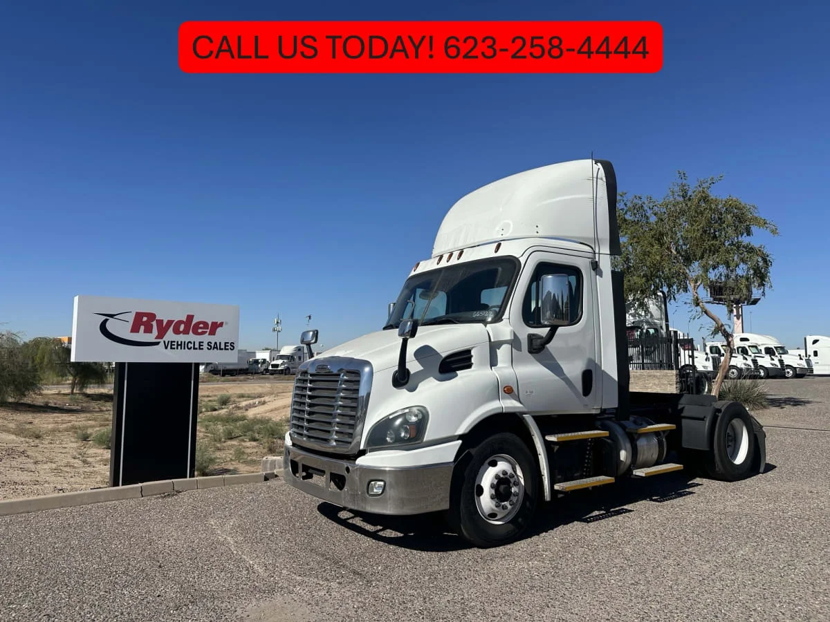 2017 Freightliner Cascadia in Phoenix, AZ