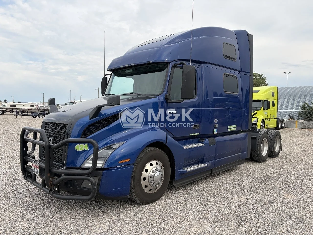 2024 Volvo VNL 860 in Waukee, IA