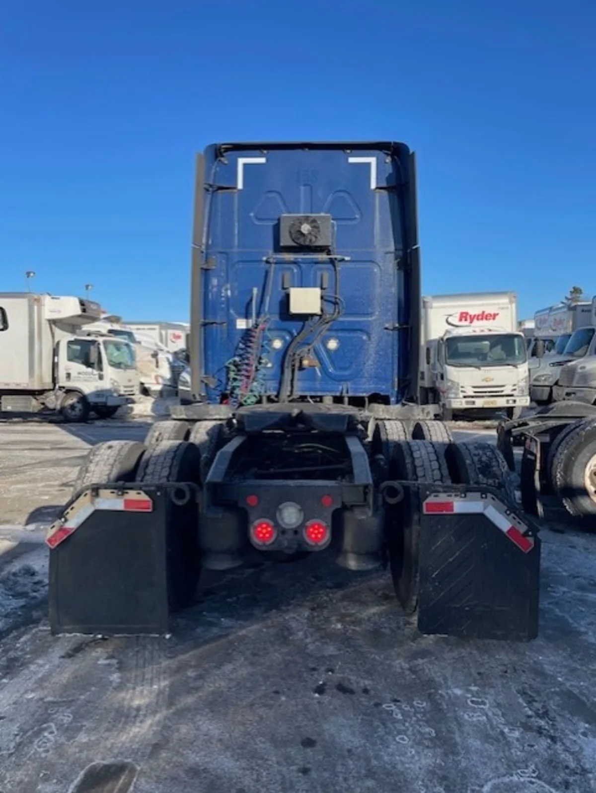 2020 Freightliner Cascadia in Farmingdale, NY — photo 5
