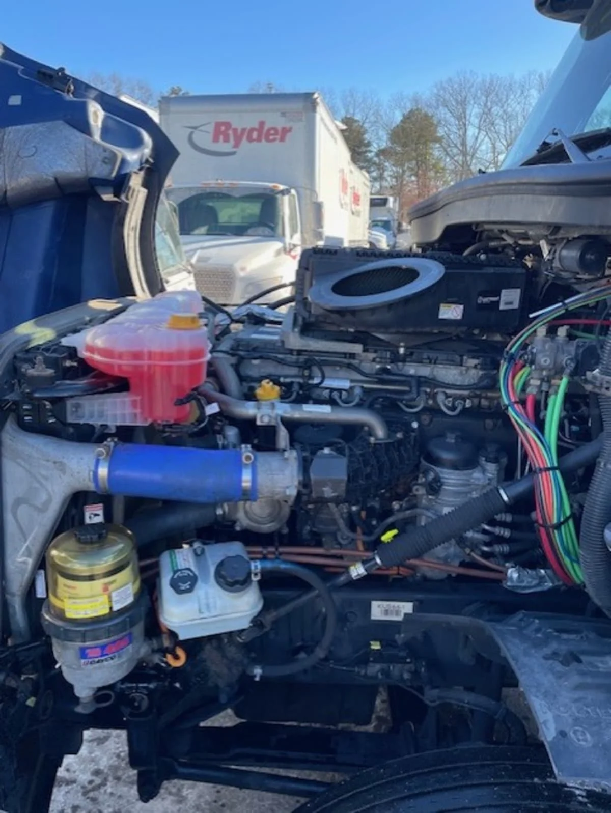 2020 Freightliner Cascadia in Farmingdale, NY — photo 9