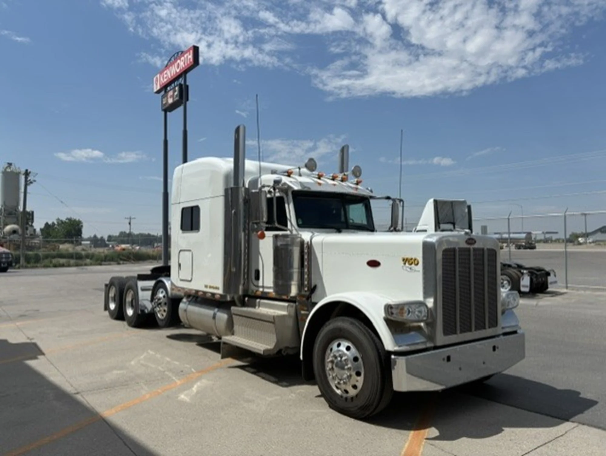 2022 Peterbilt in Heyburn, ID — photo 2