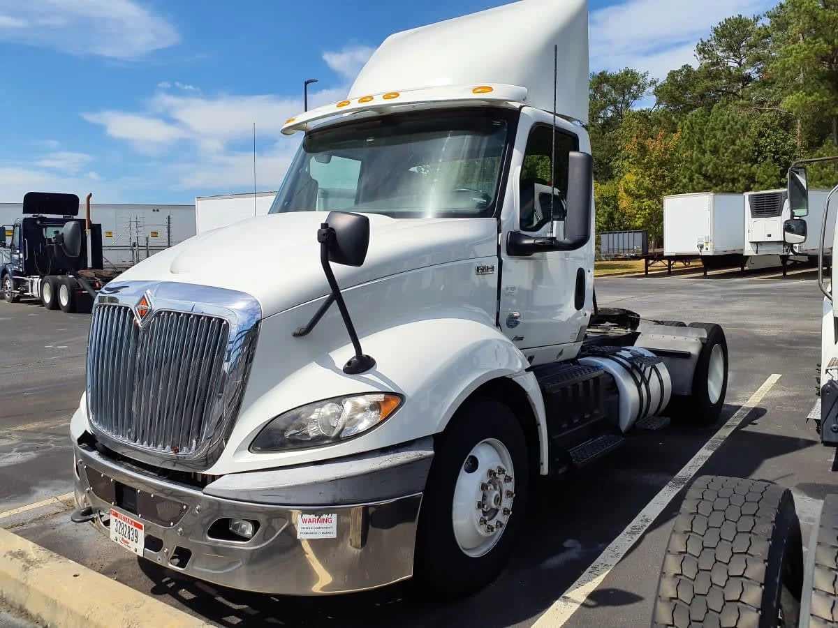 2019 International RH - image 3