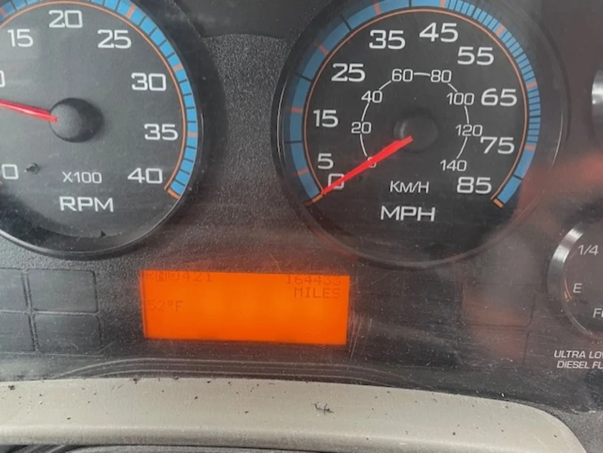 2018 International 4300 - image 11