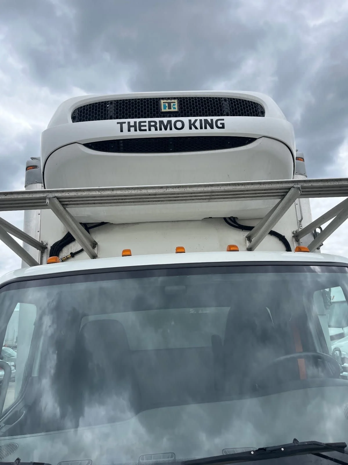 2020 Freightliner M2 106 in Minneapolis, MN — photo 7
