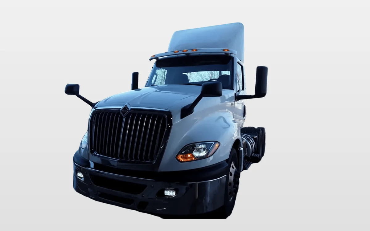 2020 International - image 1