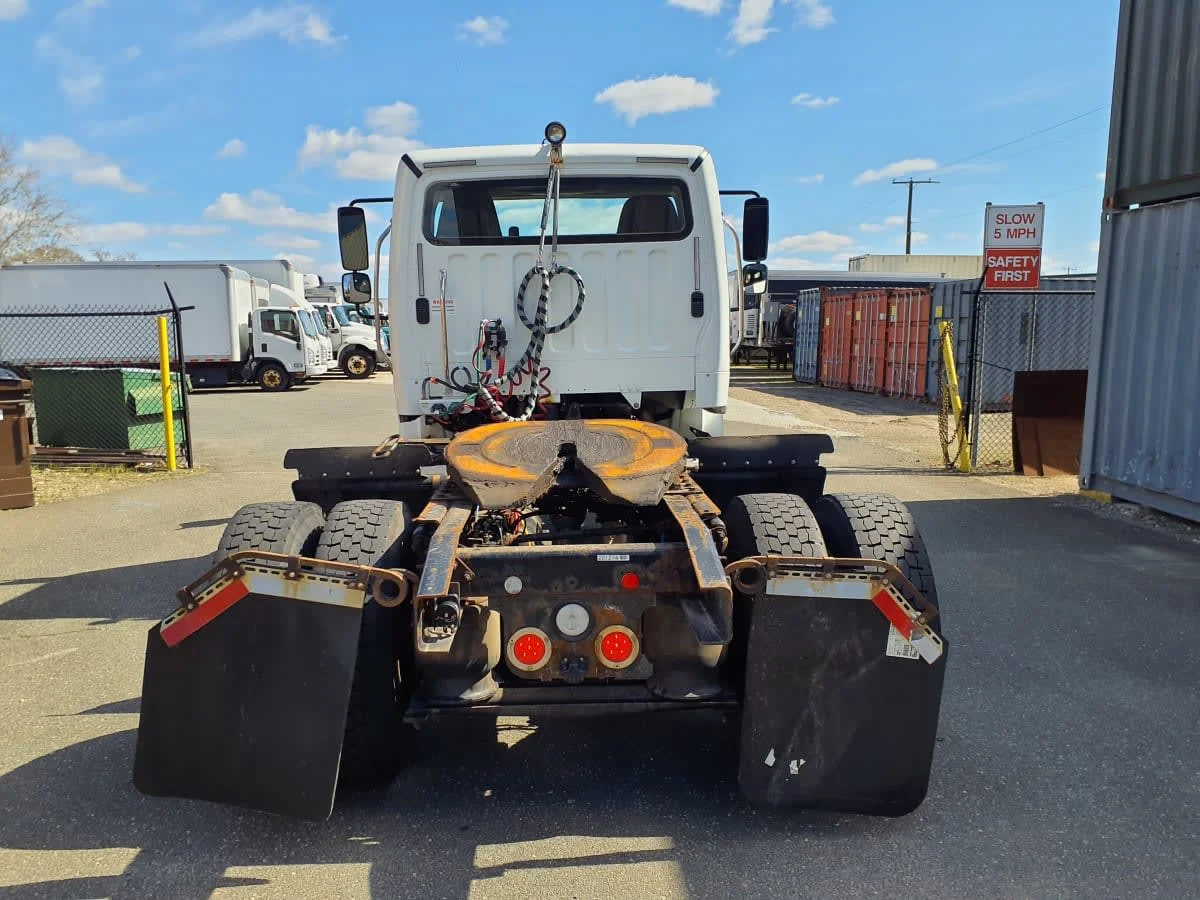 2018 Freightliner M2 106 - image 5