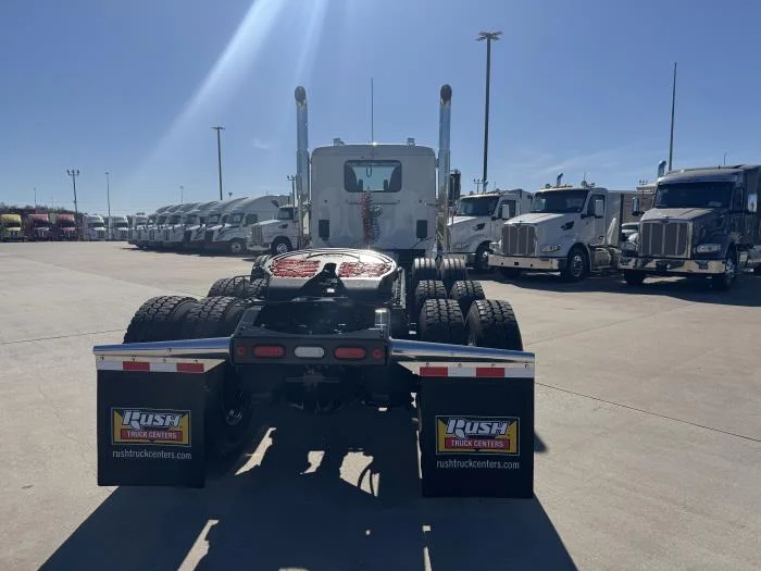 2026 Peterbilt 589 - image 11