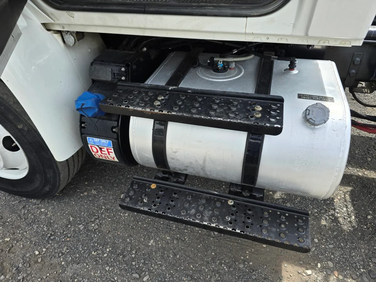 2015 International 4300 in Bensalem, PA — photo 13