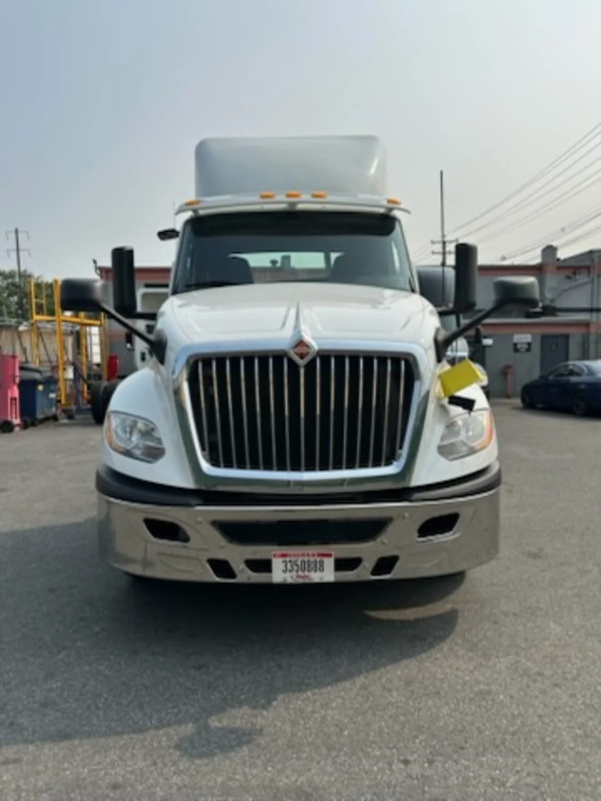 2019 International LT in Newark, NJ — photo 2