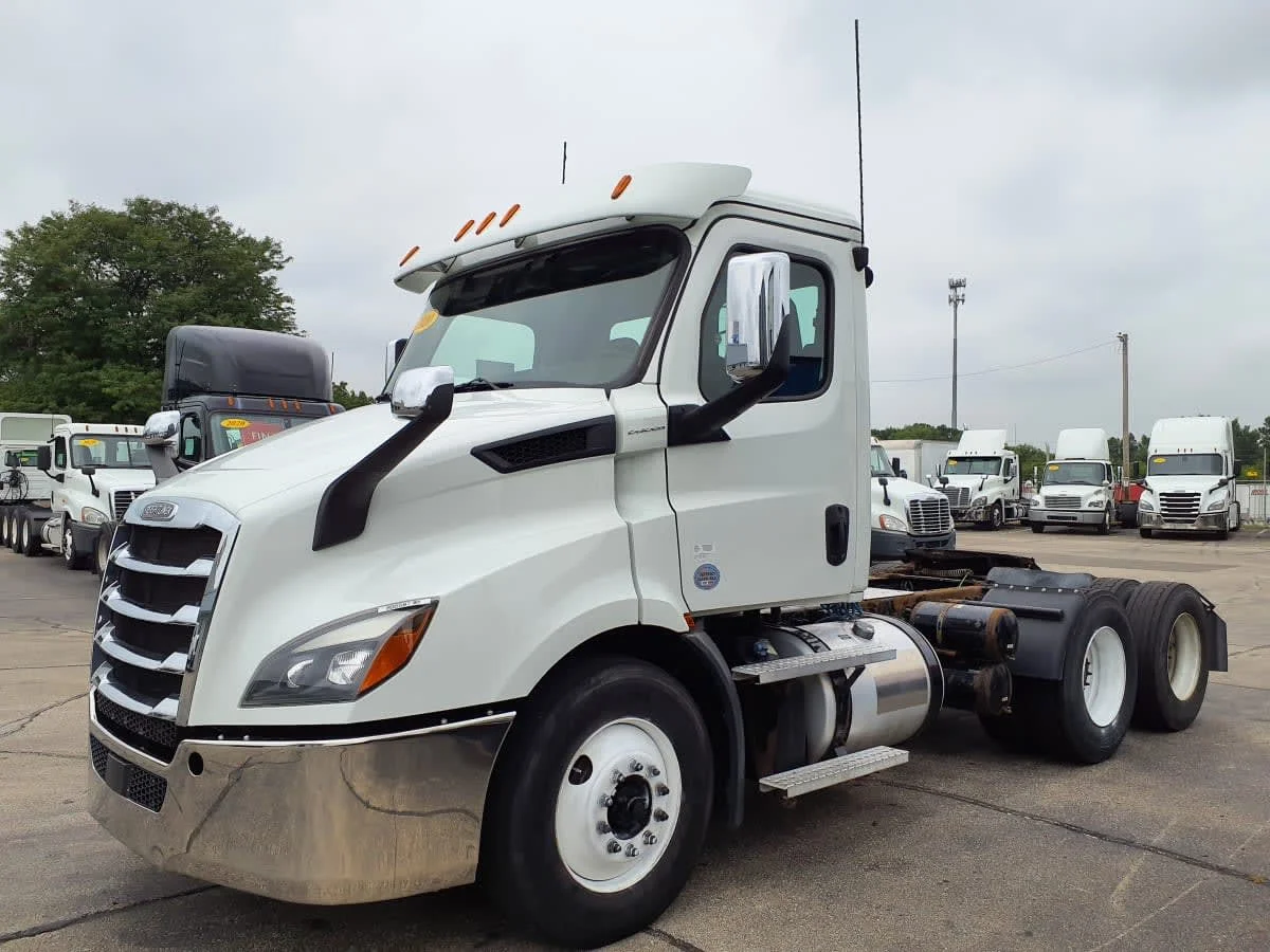 2020 Freightliner Cascadia