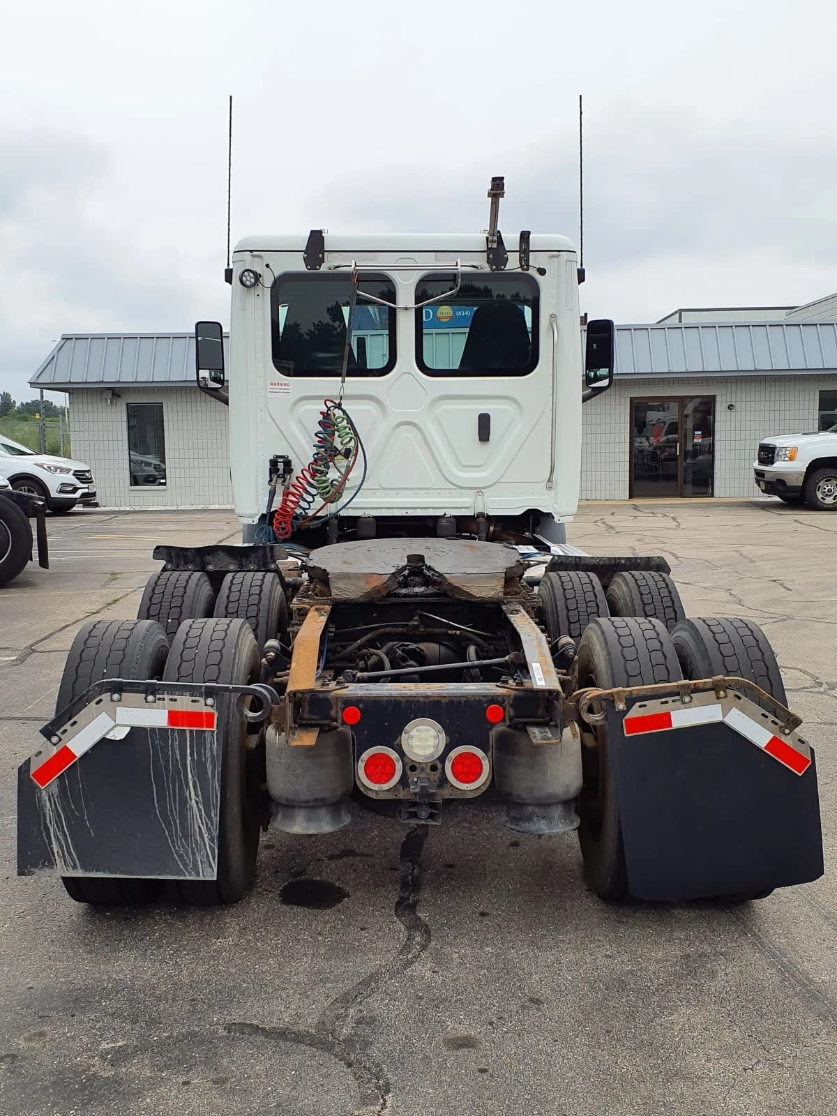 2020 Freightliner Cascadia in Oak Creek, WI — photo 5