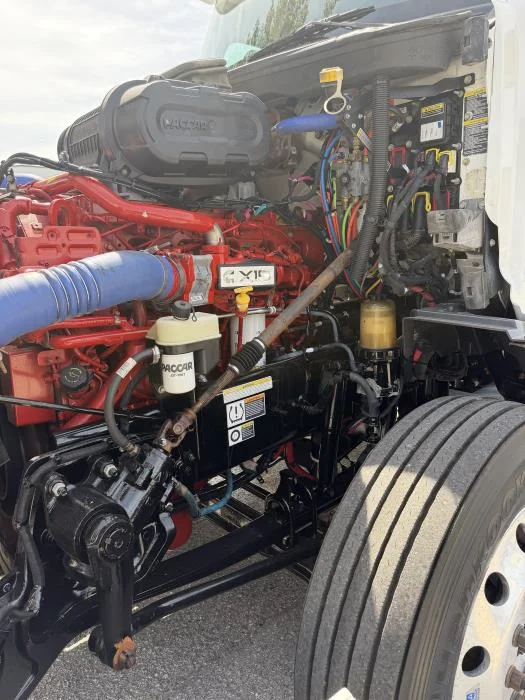 2022 Peterbilt 579 — photo 7