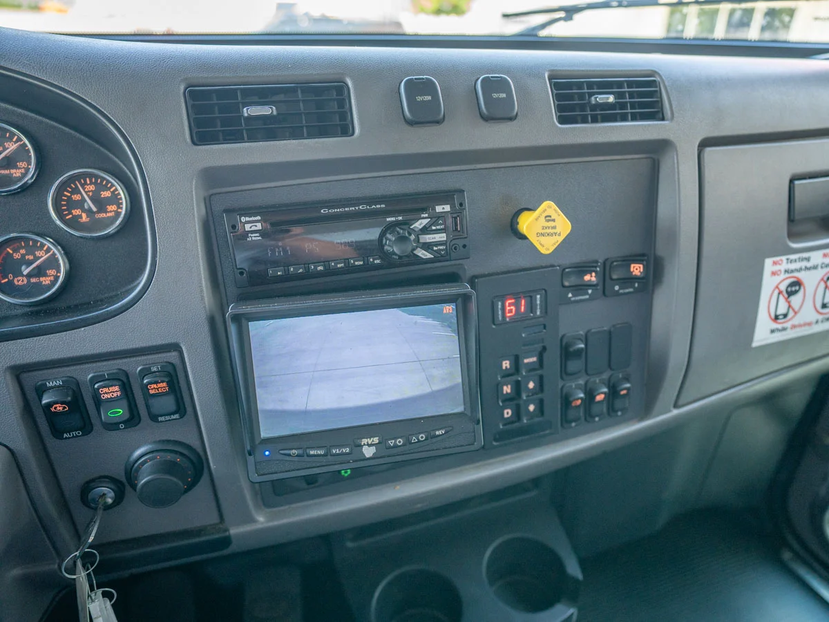 2020 Peterbilt 337 in Duncan, SC — photo 19