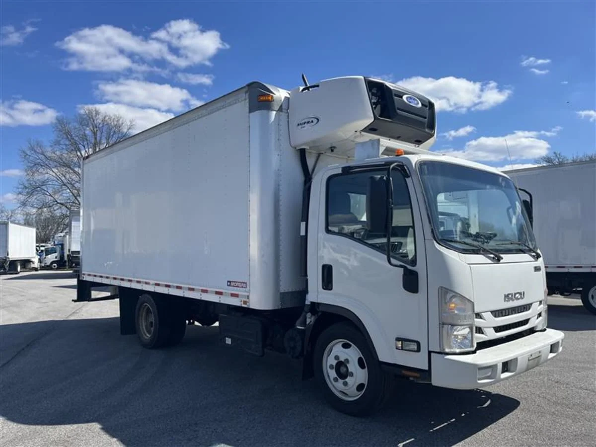 2020 Isuzu NQR in Beltsville, MD — photo 3