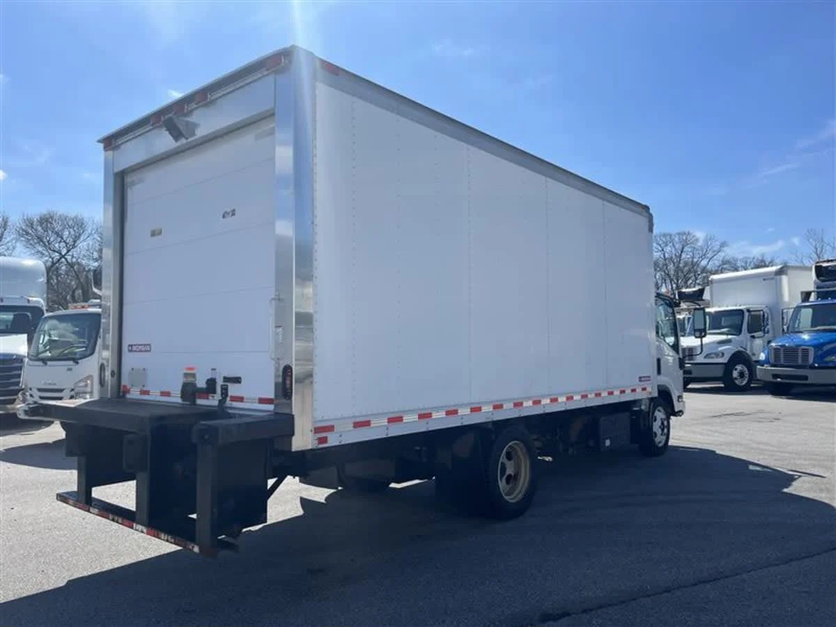 2020 Isuzu NQR in Beltsville, MD — photo 4