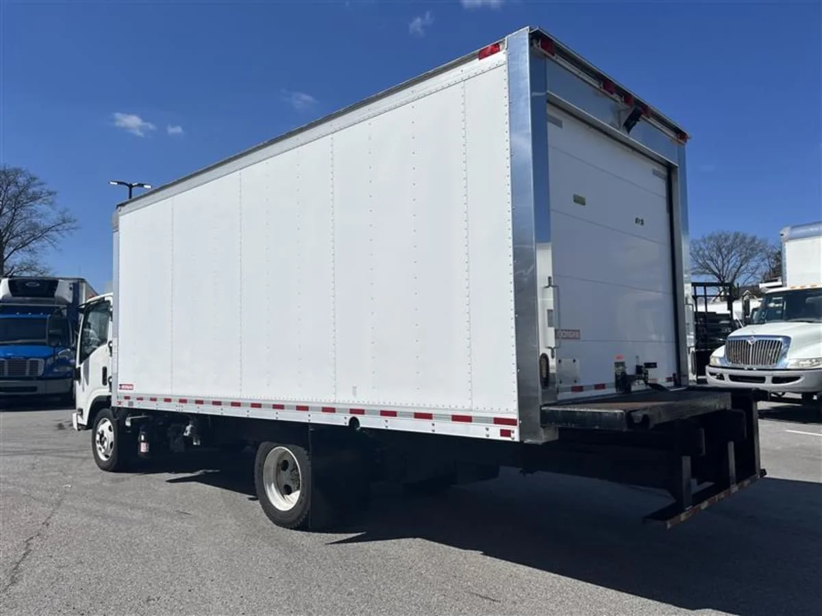 2020 Isuzu NQR in Beltsville, MD — photo 6