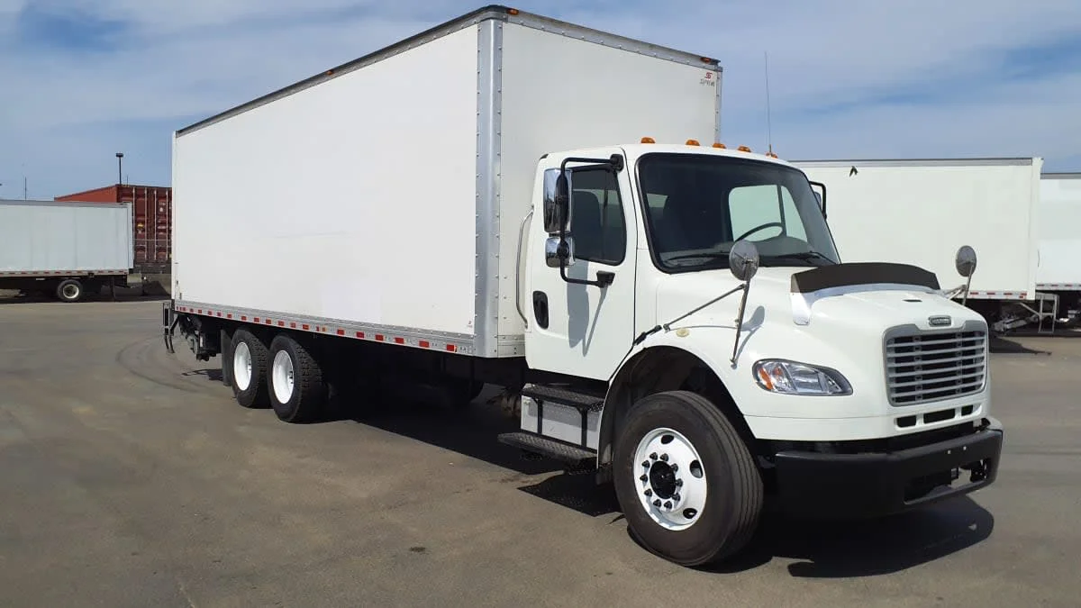 2018 Freightliner M2 106 in Tacoma, WA — photo 3