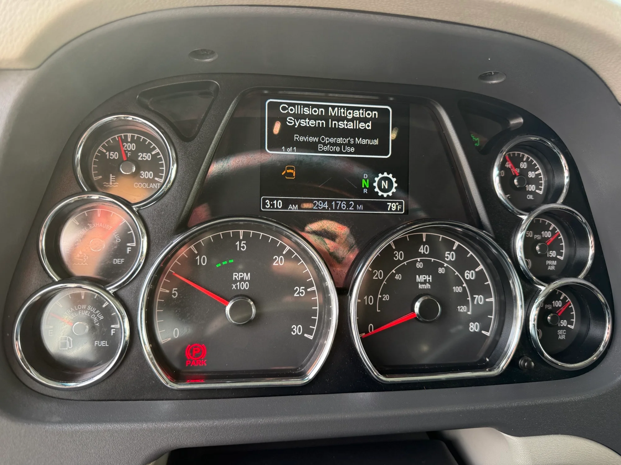 2021 Peterbilt 579 - image 9