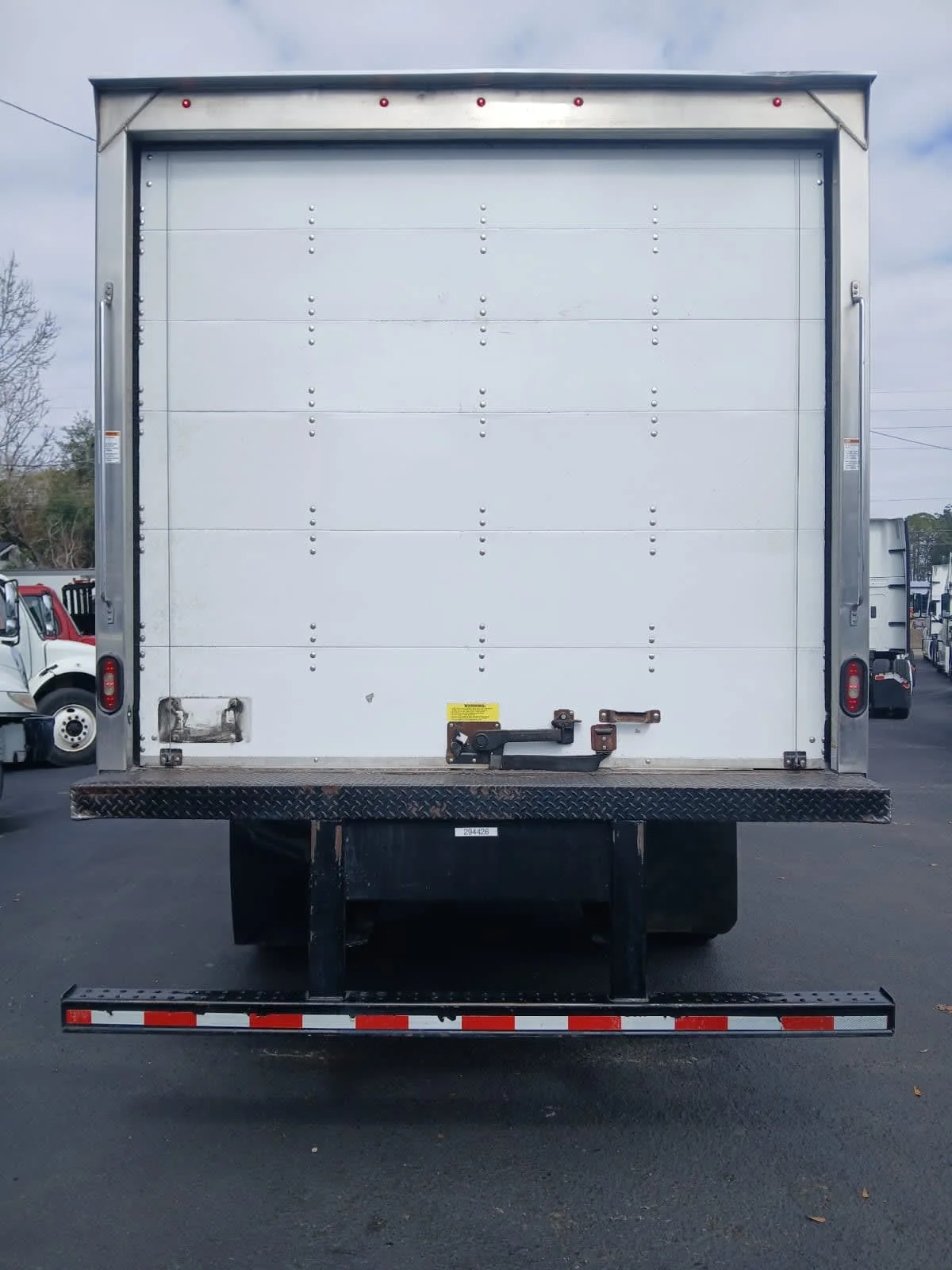 2021 Freightliner M2 106 - image 5