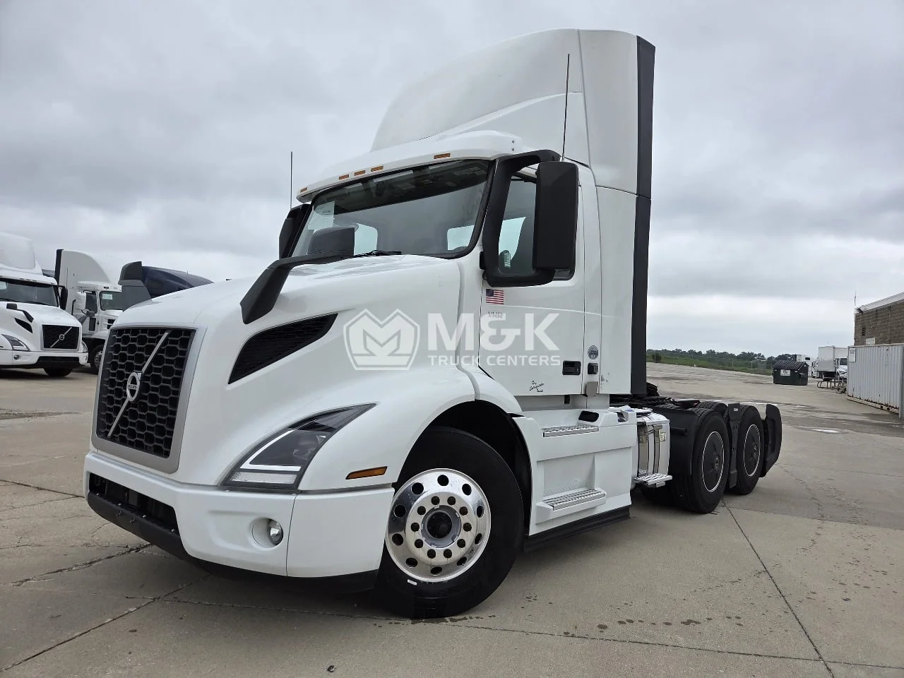 2022 Volvo VNR 640