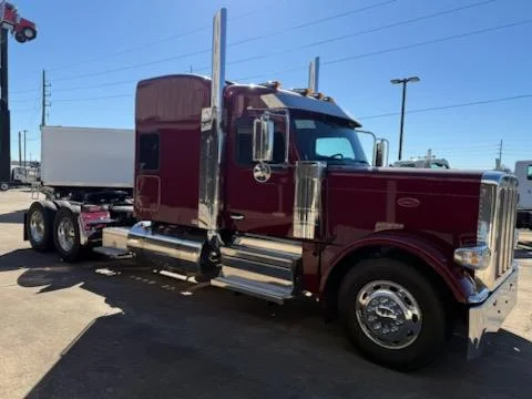2026 Peterbilt 589 - image 4