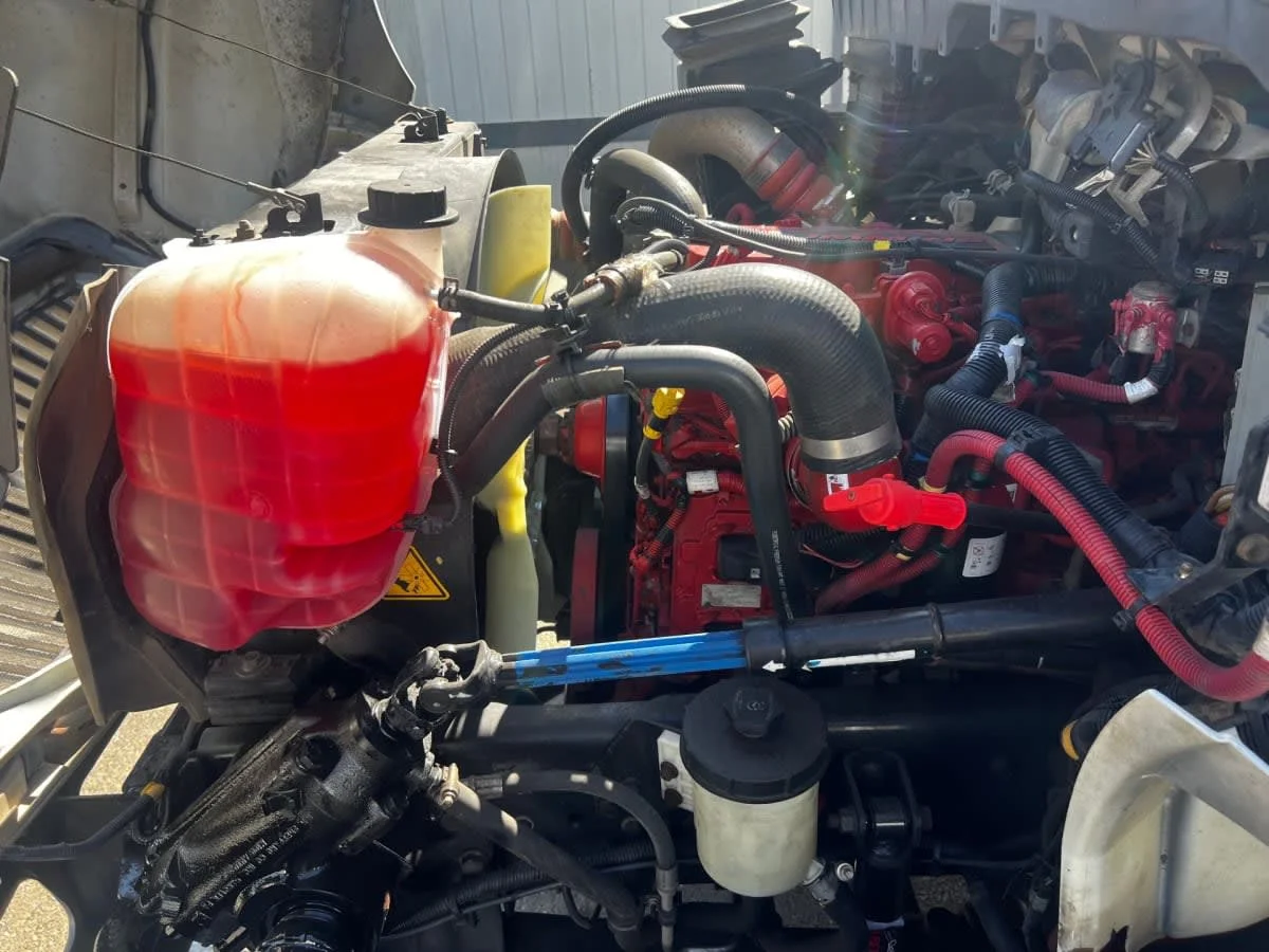 2021 International MV in Fontana, CA — photo 10