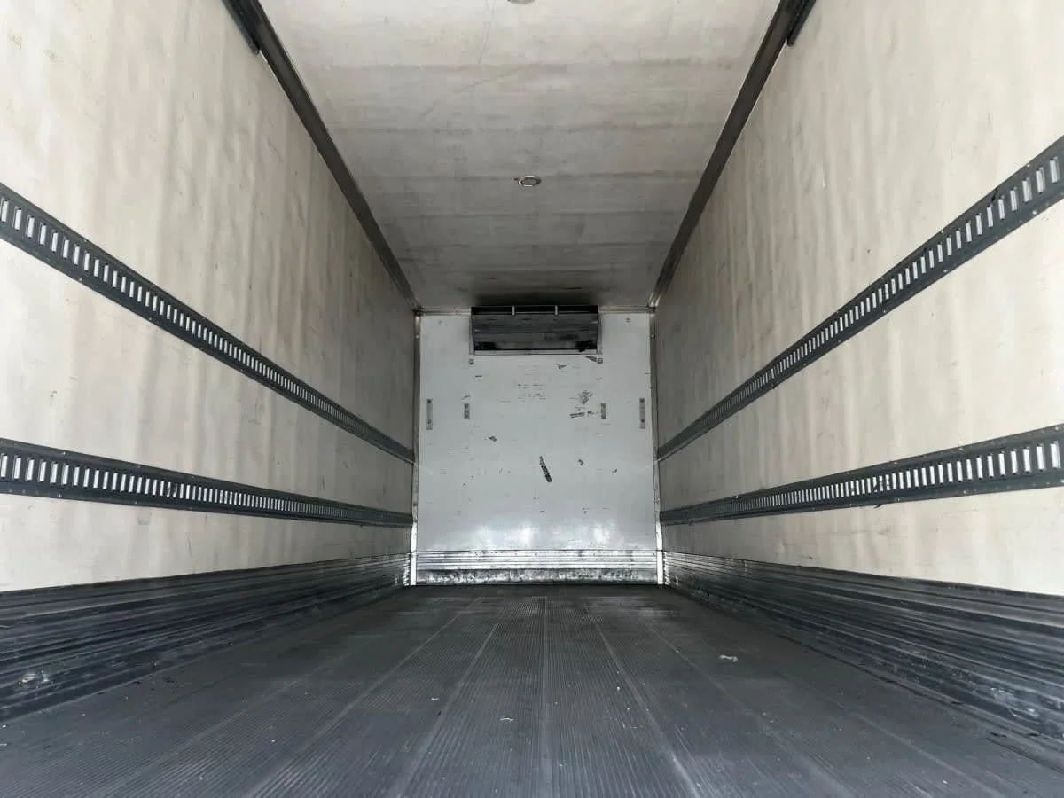 2021 International MV in Fontana, CA — photo 9