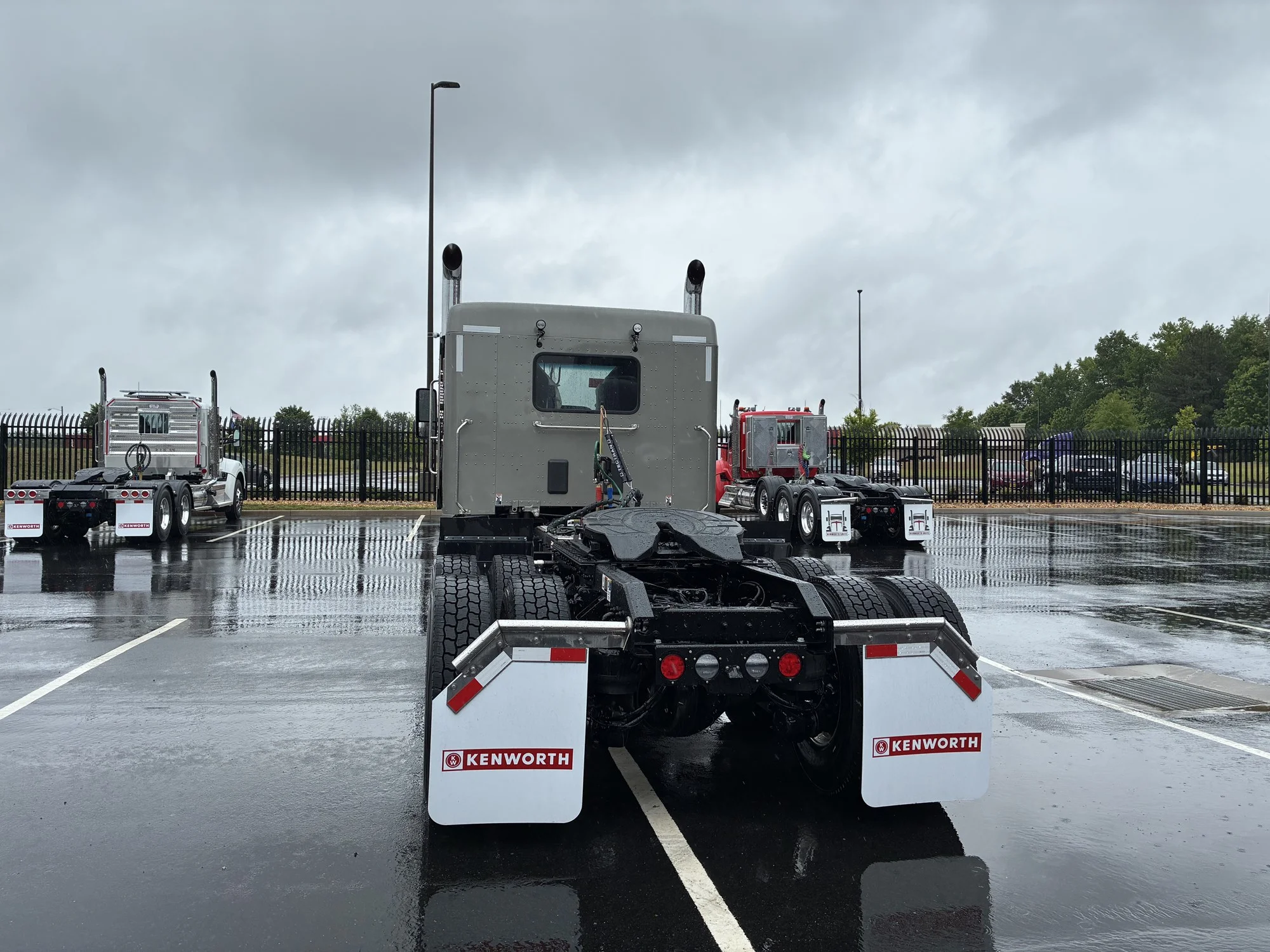 2027 Kenworth T880 in Ashland, VA — photo 5