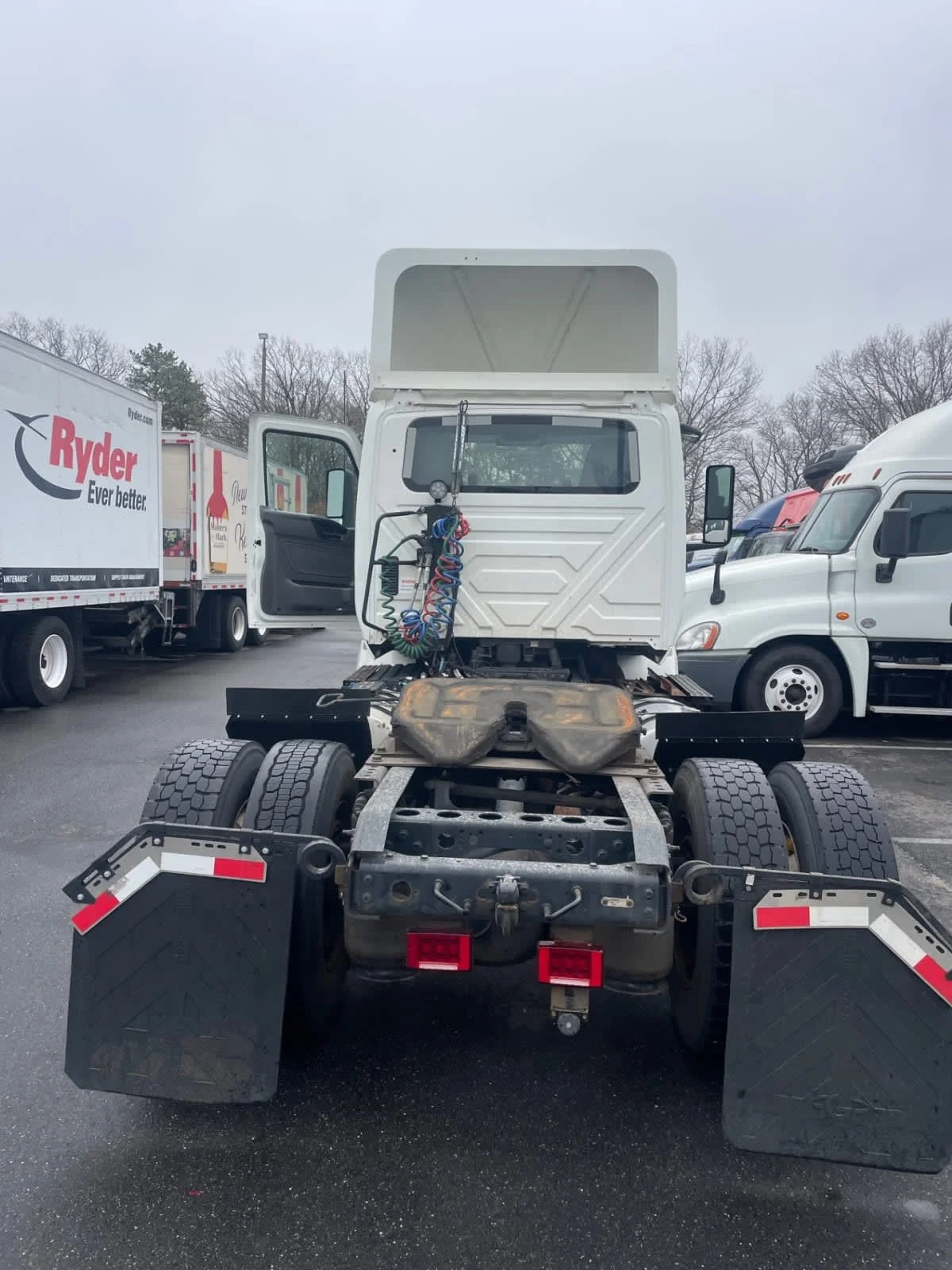 2019 International RH - image 5