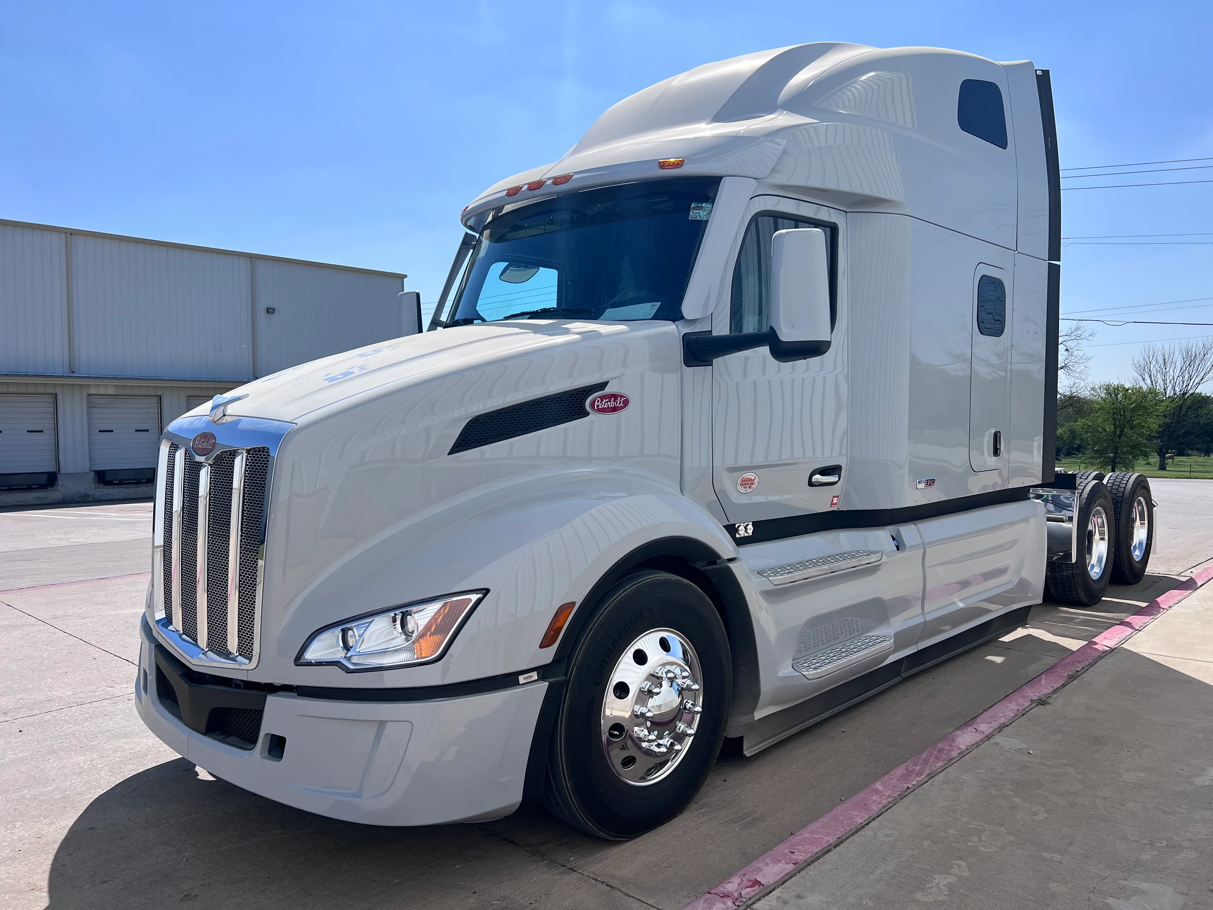 2027 Peterbilt 579 in O'fallon, MO