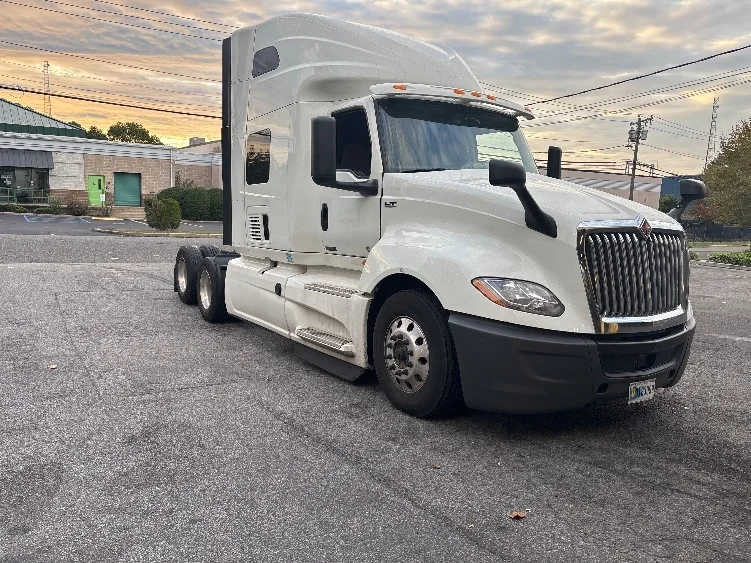 2022 International LT in Monmouth Junction, NJ