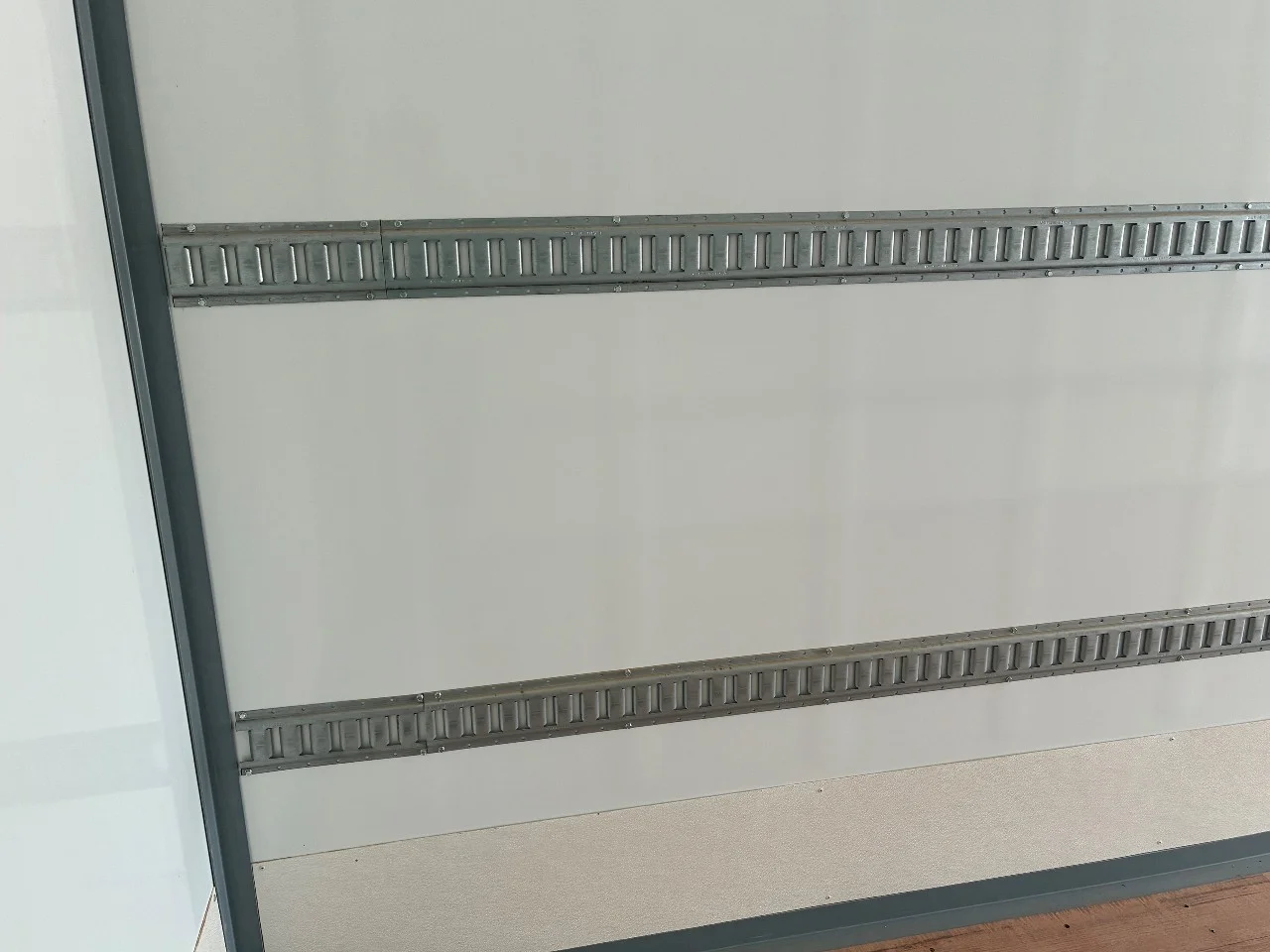 2025 Hino in Summit, IL — photo 15