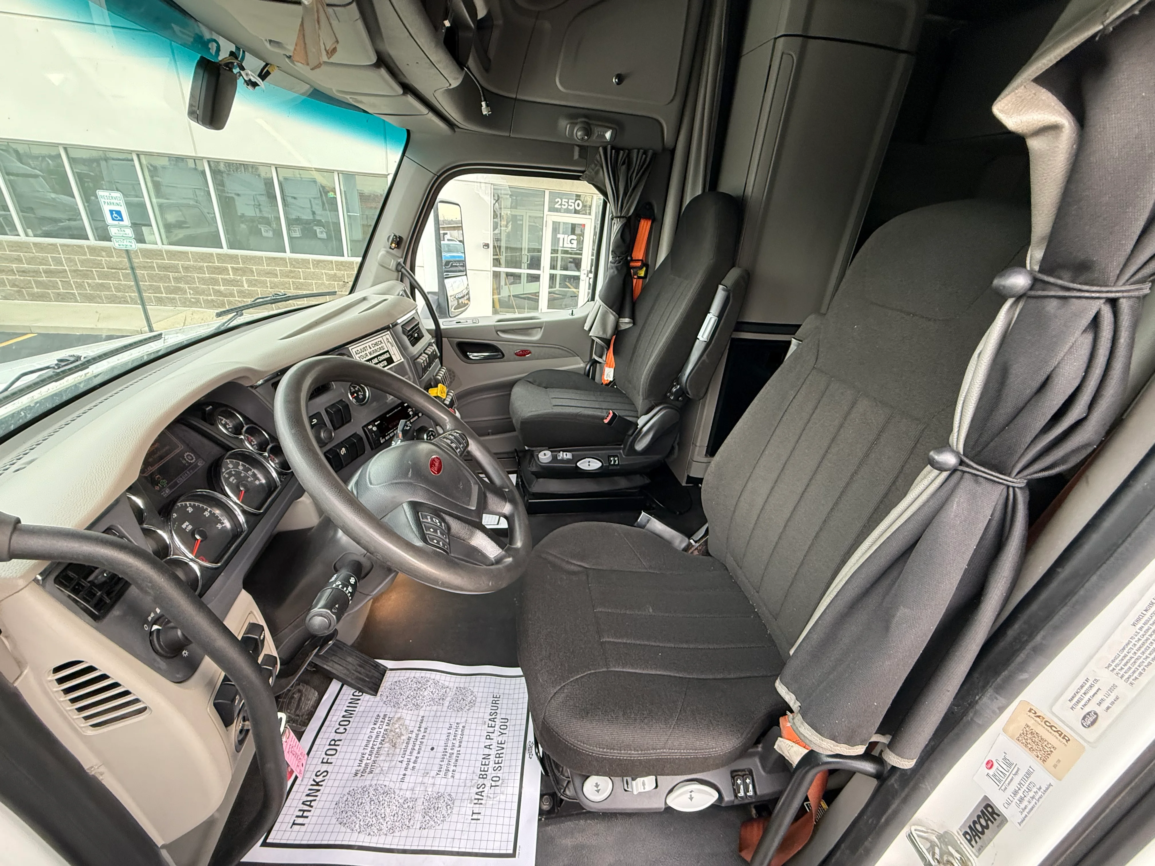 2021 Peterbilt 579 - image 16