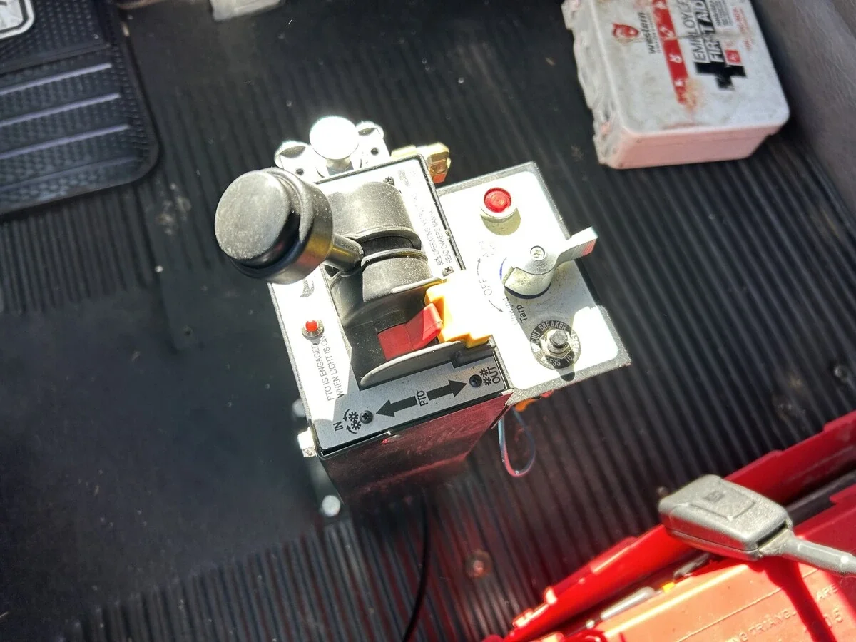 2019 Freightliner 122SD - image 17