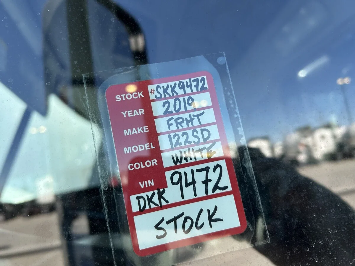 2019 Freightliner 122SD - image 20