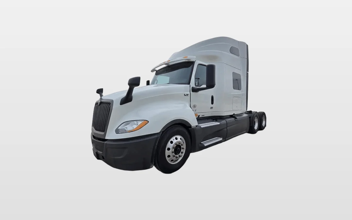 2024 International LT - image 1