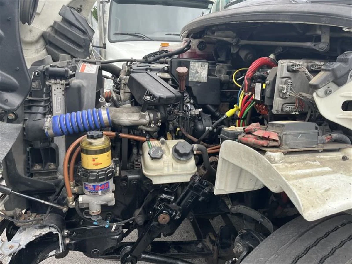 2019 Freightliner M2 106 - image 9