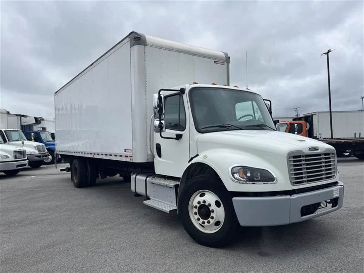 2019 Freightliner M2 106 - image 3