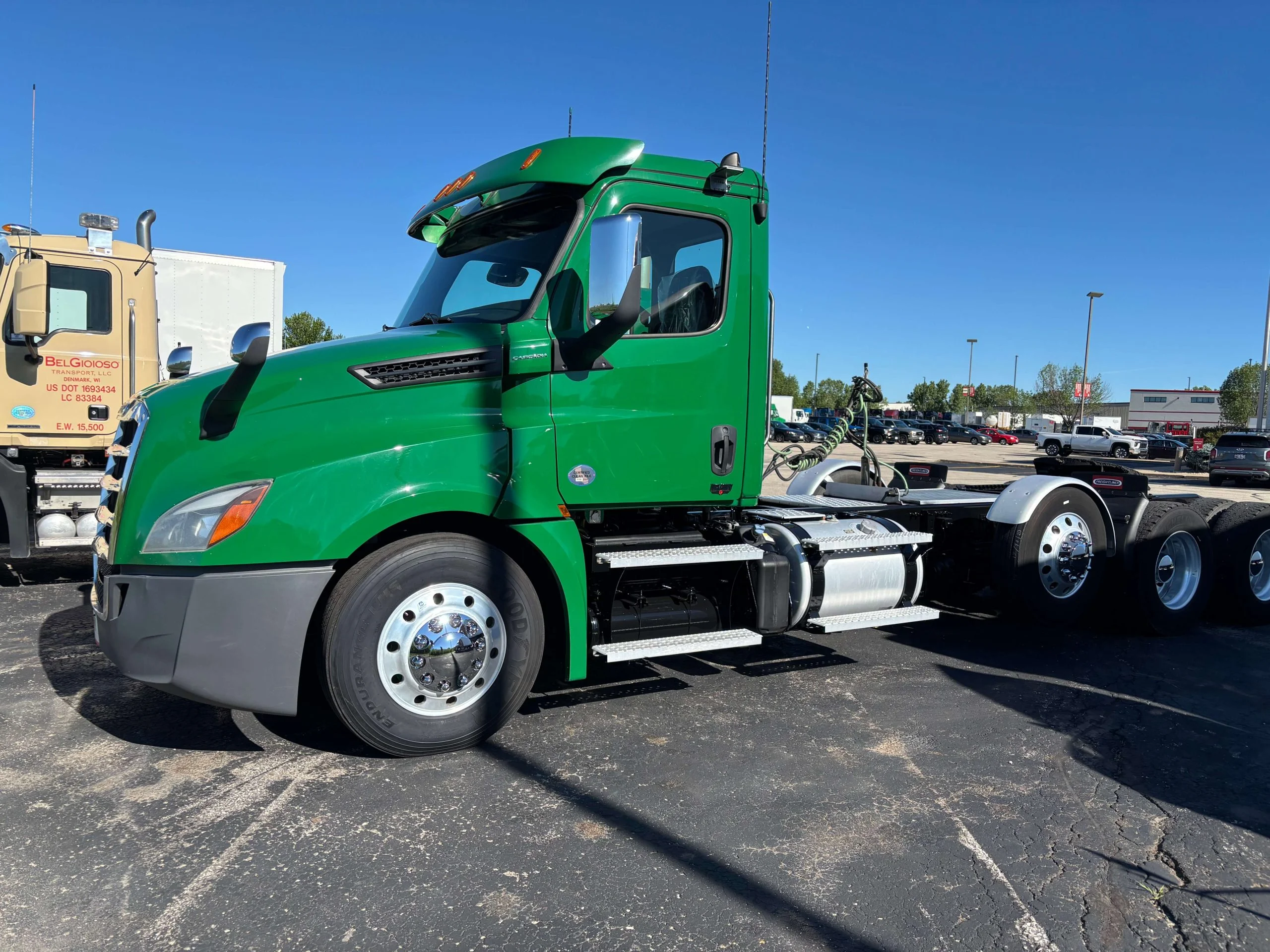 2020 Freightliner Cascadia in Madison, WI