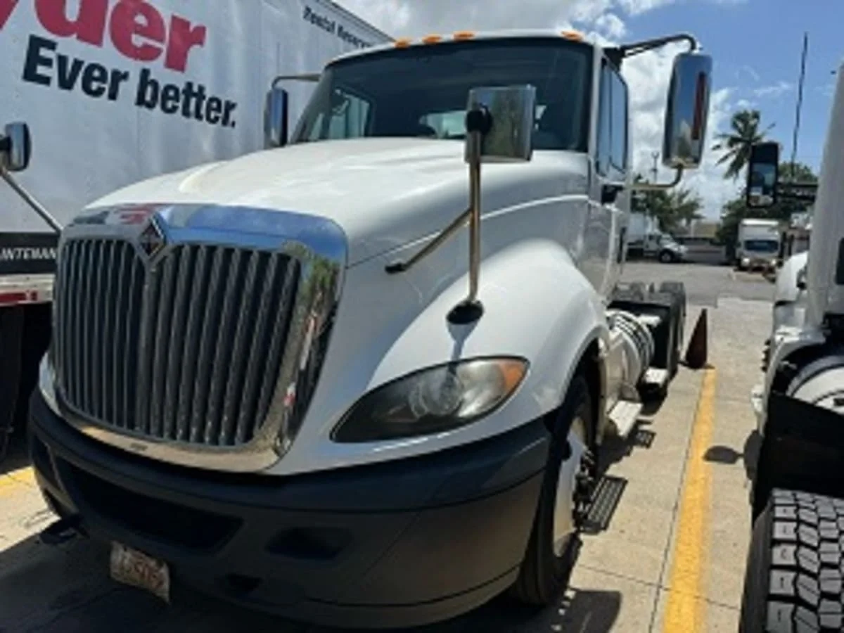 2015 International ProStar in Kapolei, HI — photo 2