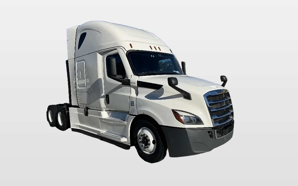 2022 Freightliner Cascadia - image 1