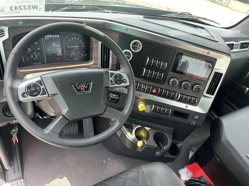 2026 Western Star 49X in Pittsburgh, PA — photo 12
