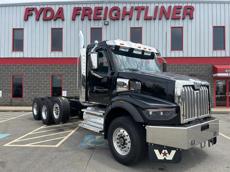 2026 Western Star 49X in Pittsburgh, PA — photo 2