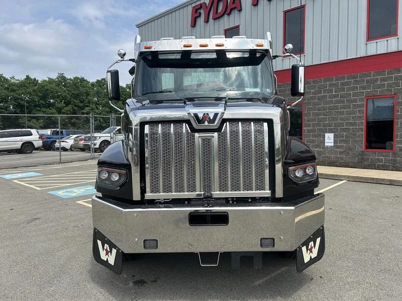 2026 Western Star 49X in Pittsburgh, PA — photo 10
