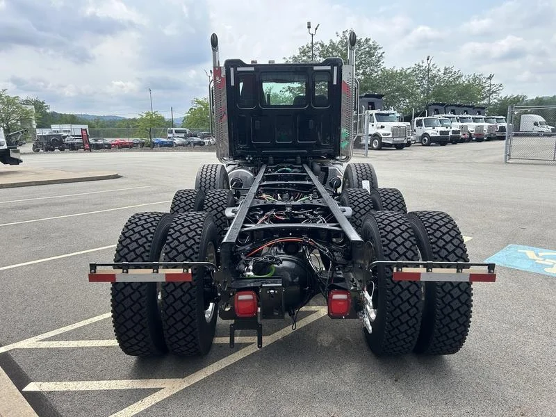 2026 Western Star 49X in Pittsburgh, PA — photo 5