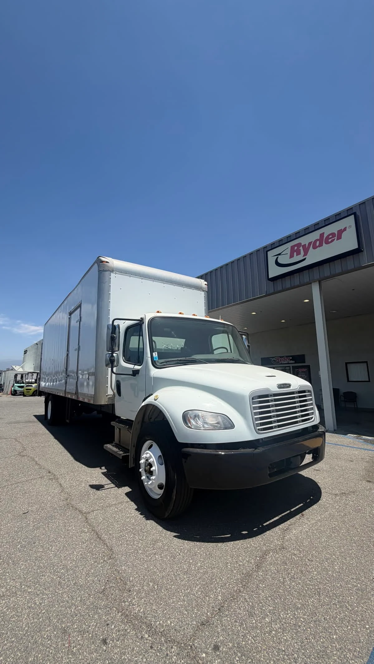2019 Freightliner M2 106